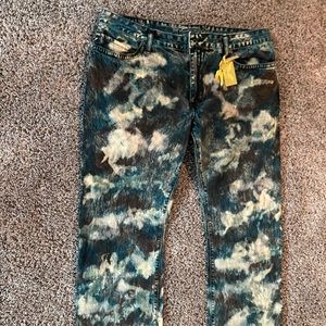 Robins Jeans//Tags still on them